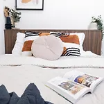 Artsy Roof Top Apartment In City Centre